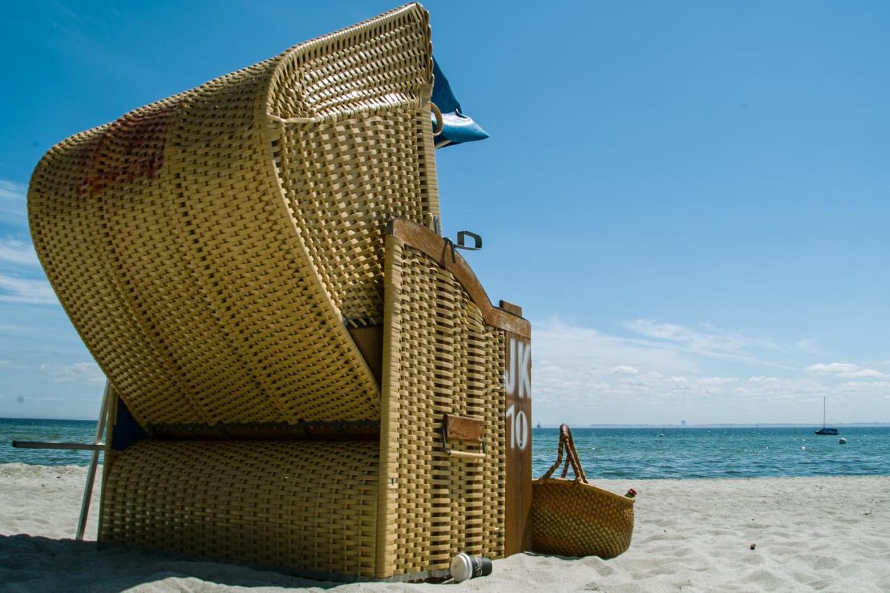 Sunny Suite 14 - Elegantes Hotelapartment Mit Grossartigem Pool-Wellnessbereich Direkt Am Meer In Ruhiger Lage - Perfekt Fuer Mensch Und Tier Börgerende-Rethwisch Esterno foto