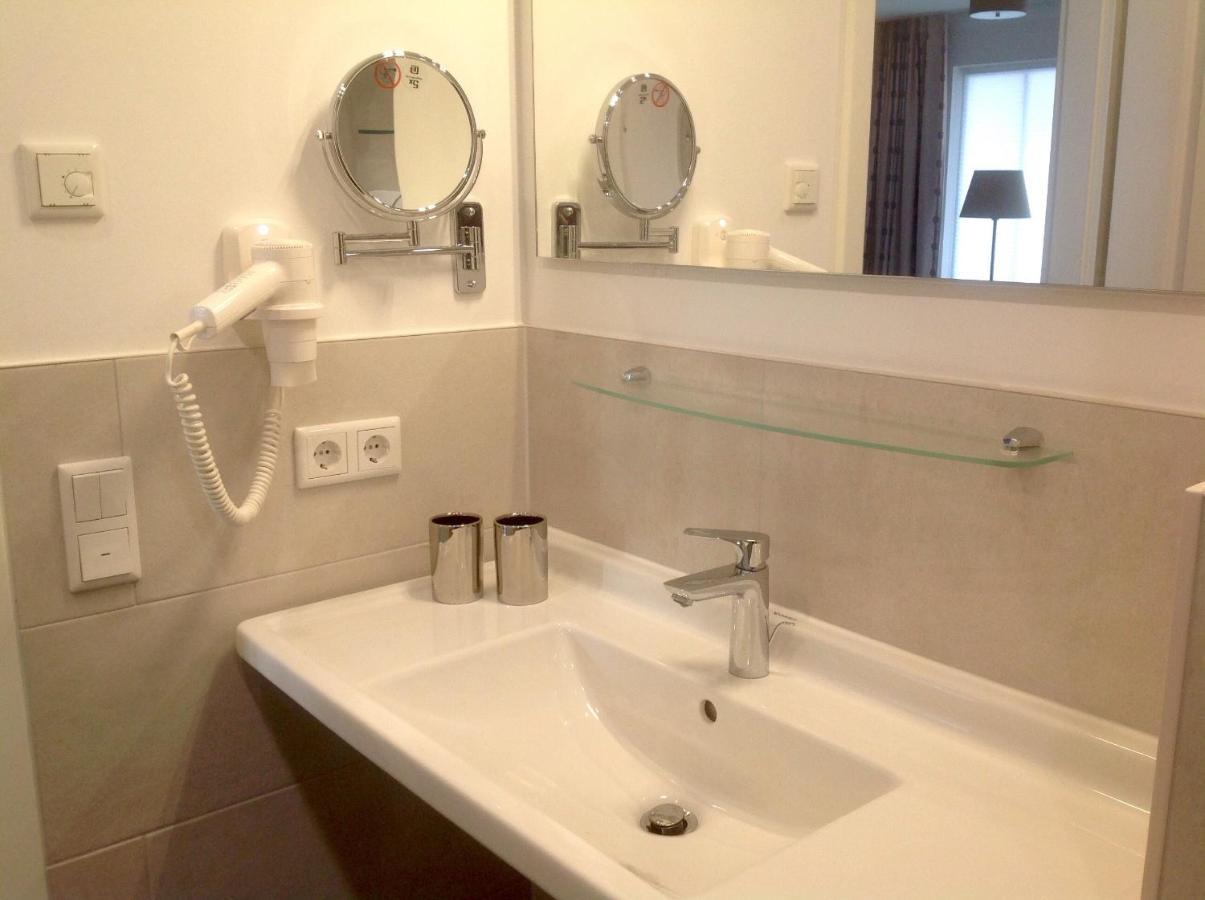 Sunny Suite 14 - Elegantes Hotelapartment Mit Grossartigem Pool-Wellnessbereich Direkt Am Meer In Ruhiger Lage - Perfekt Fuer Mensch Und Tier Börgerende-Rethwisch Esterno foto